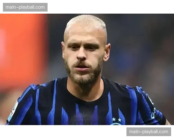 从边翼卫到边锋：迪马尔科的转型如何优化了国米左路反击